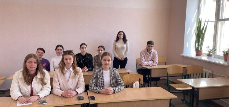 Захист навчальної перекладацької практики студентів 3 курсу групи Fil1-B20 Захист навчальної перекладацької практики студентів 3 курсу групи Fil1-B20