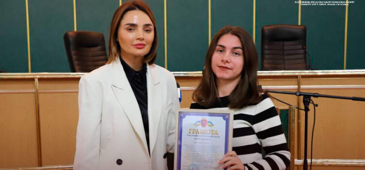 Студентка факультету іноземної філології Діана Костенюк серед кращих здобувачів вищої освіти області Студентка факультету іноземної філології Діана Костенюк серед кращих здобувачів вищої освіти області