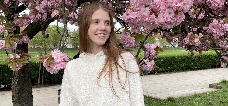 Upcycling Project «Дай нове життя старим речам» Upcycling Project «Дай нове життя старим речам»